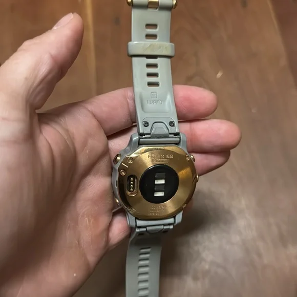 Garmin Fenix 6S - sapphire 47mm - rose gold tone with powder grey band - Picture 4 of 4